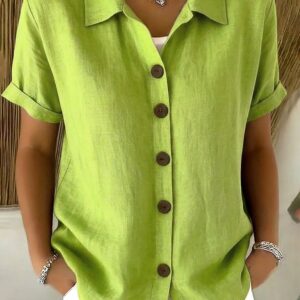 Rizza - Elegant Buttoned Shirt