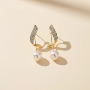 Johanna - Celestial Pearl Earrings