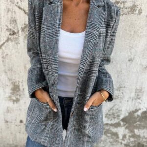 Mara - Timeless Plaid Jacket