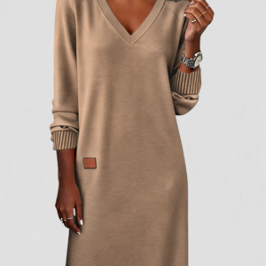 Demara - Effortless V-Neck Dress
