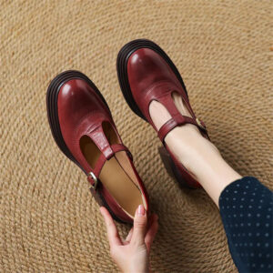 Elowen - Vintage Mary Janes