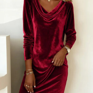 Frosina - Loose Fitting Velvet Dress